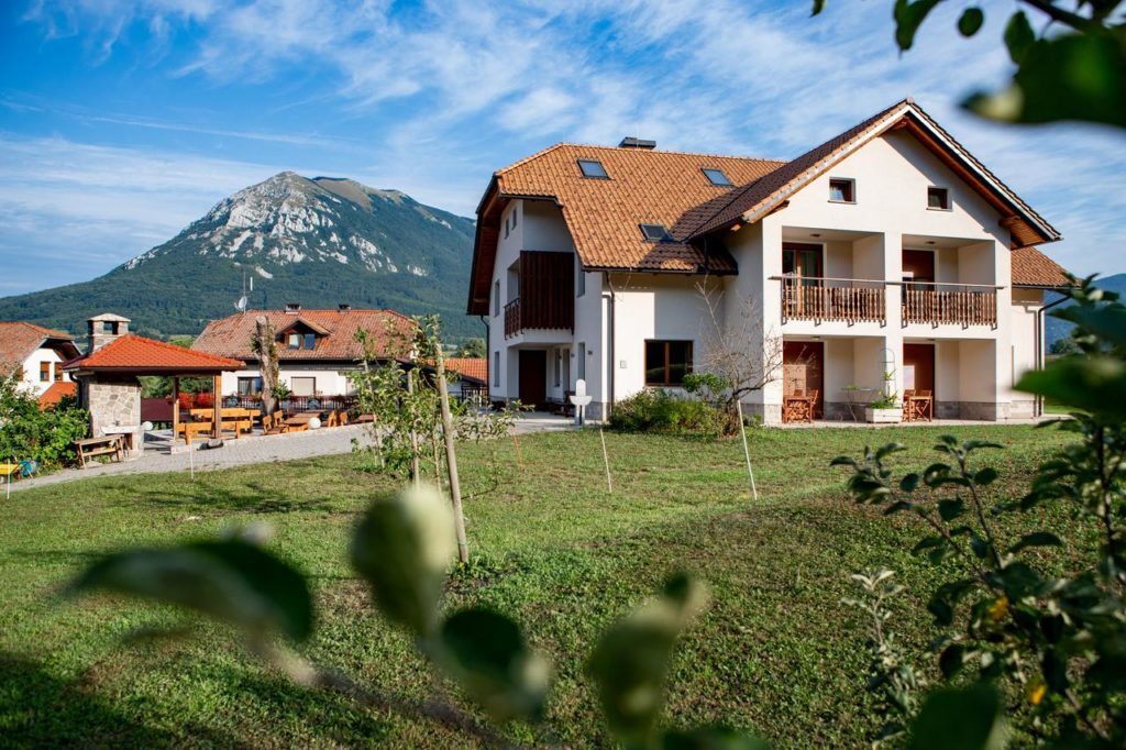 TURISTIČNA KMETIJA HUDIČEVEC